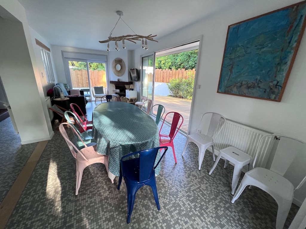 Séjour cuisine salon lumineux